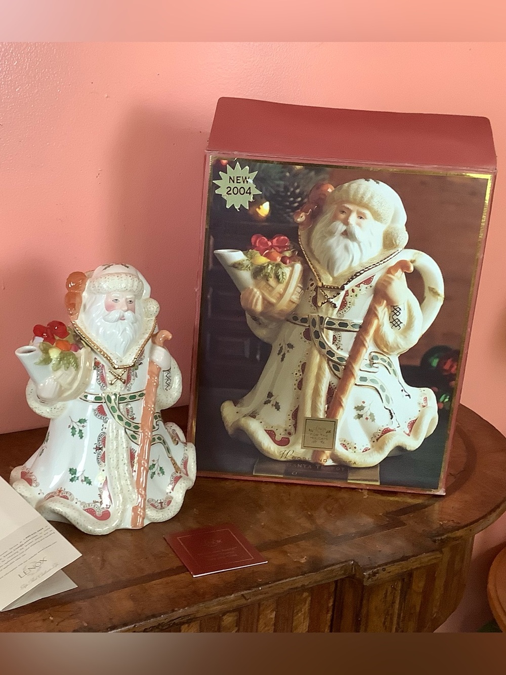 LENOX For The Holidays 2004  Woodland Santa Teapot Porcelain Christmas